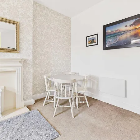 Host & - 27 Metropole Towers Apartamento